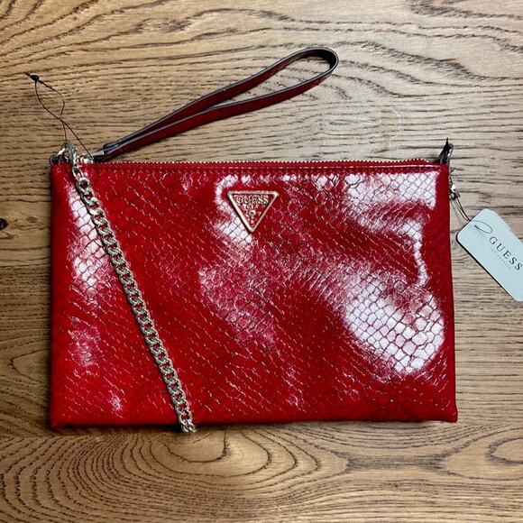 NWT MSRP$78 GUESS
Moon Light Small Python Wristlet Clutch Crossbody - Picture 2 of 4